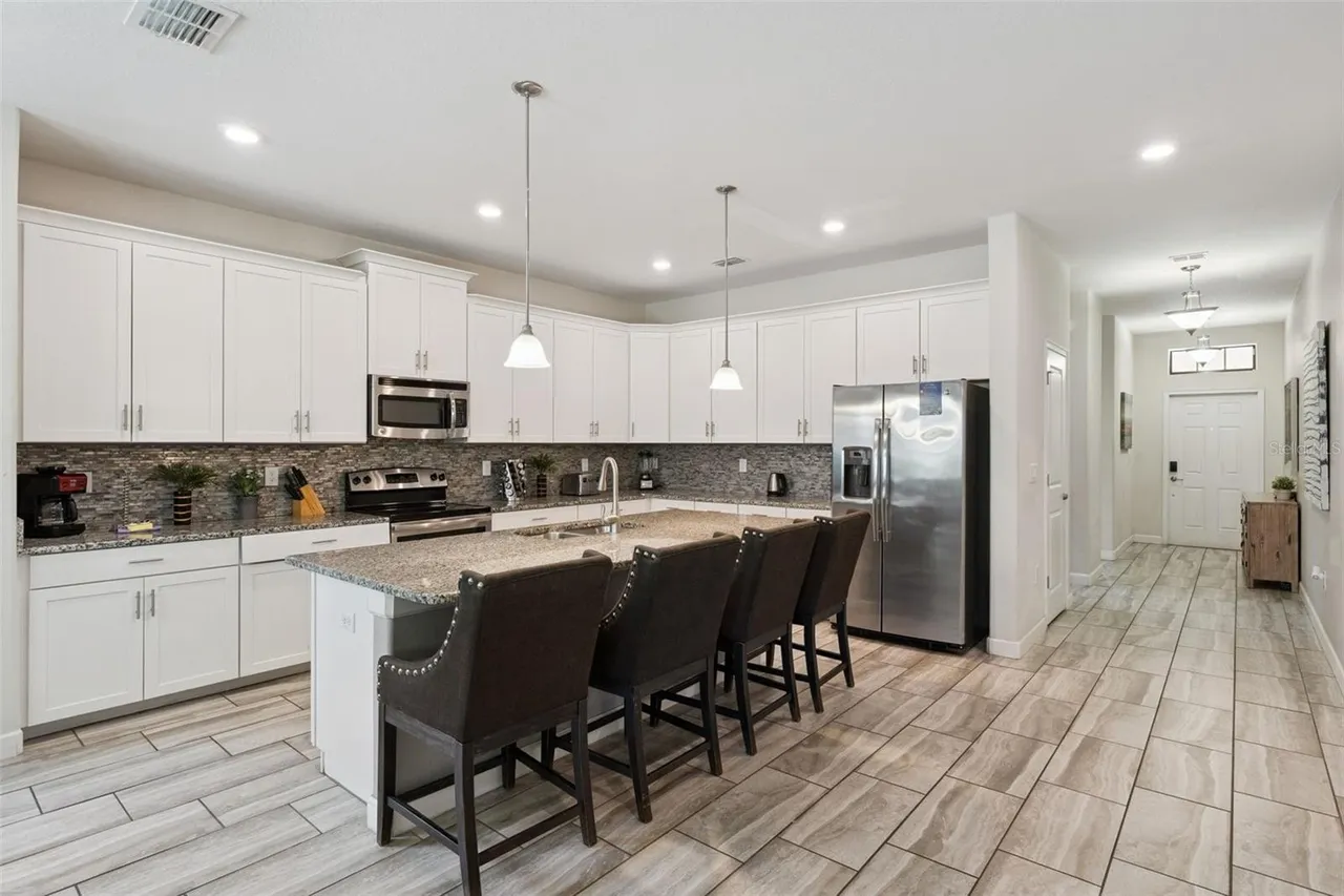 Slide show image of the Orlando Florida Home for Sale 07