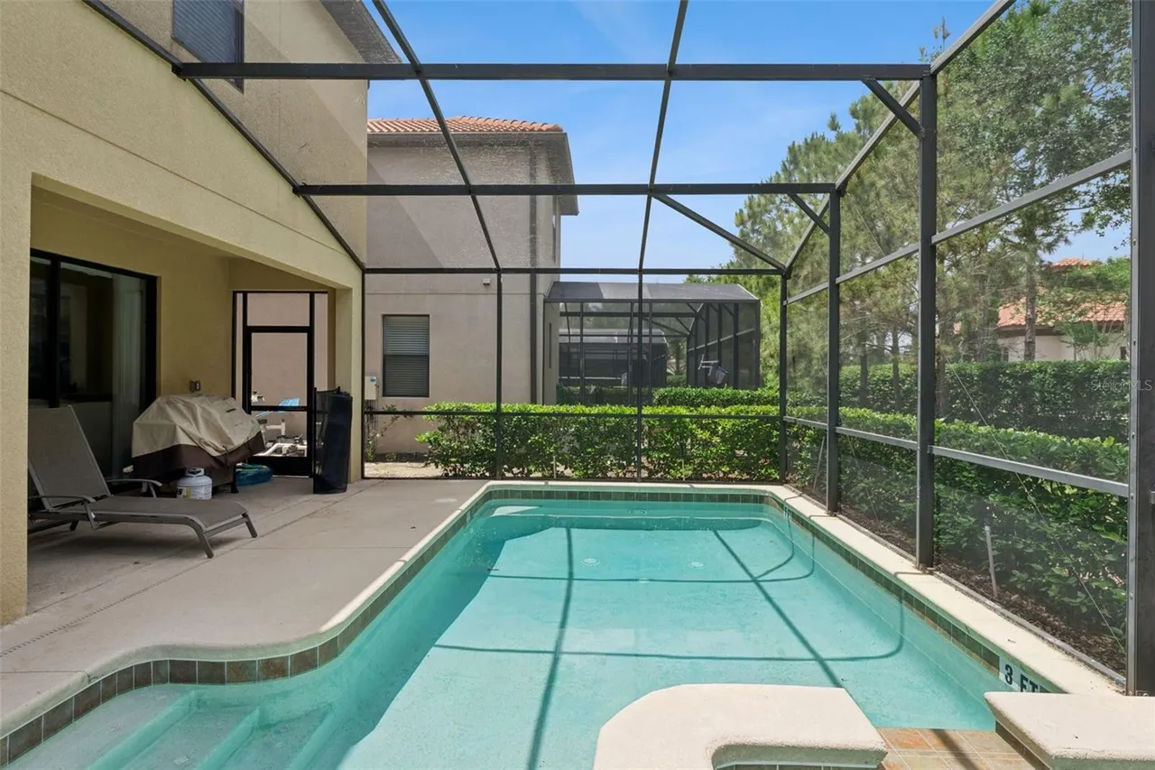 Slide show image of the Orlando Florida Home for Sale 45