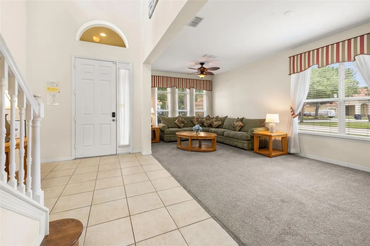 Slide show image of the Orlando Florida Home for Sale 07