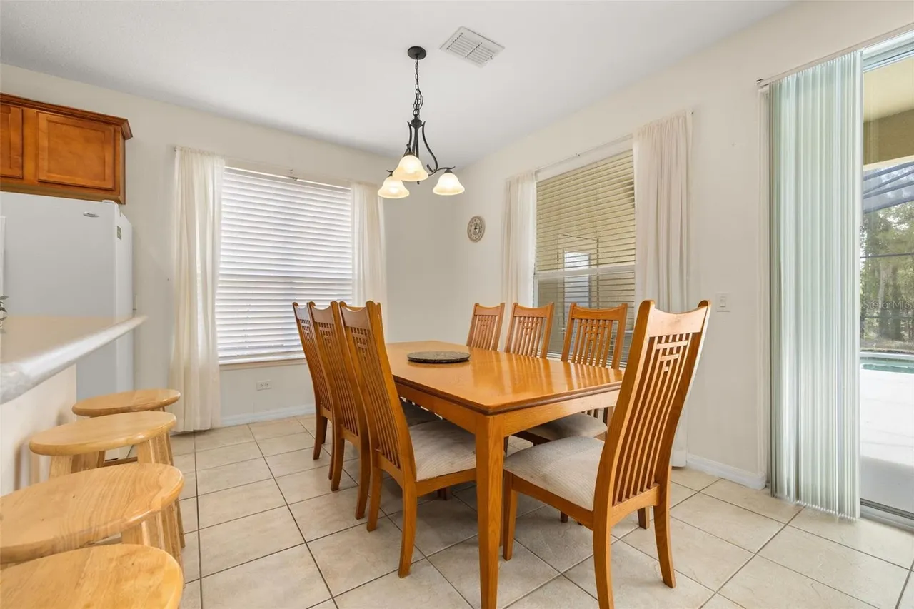Slide show image of the Orlando Florida Home for Sale 20