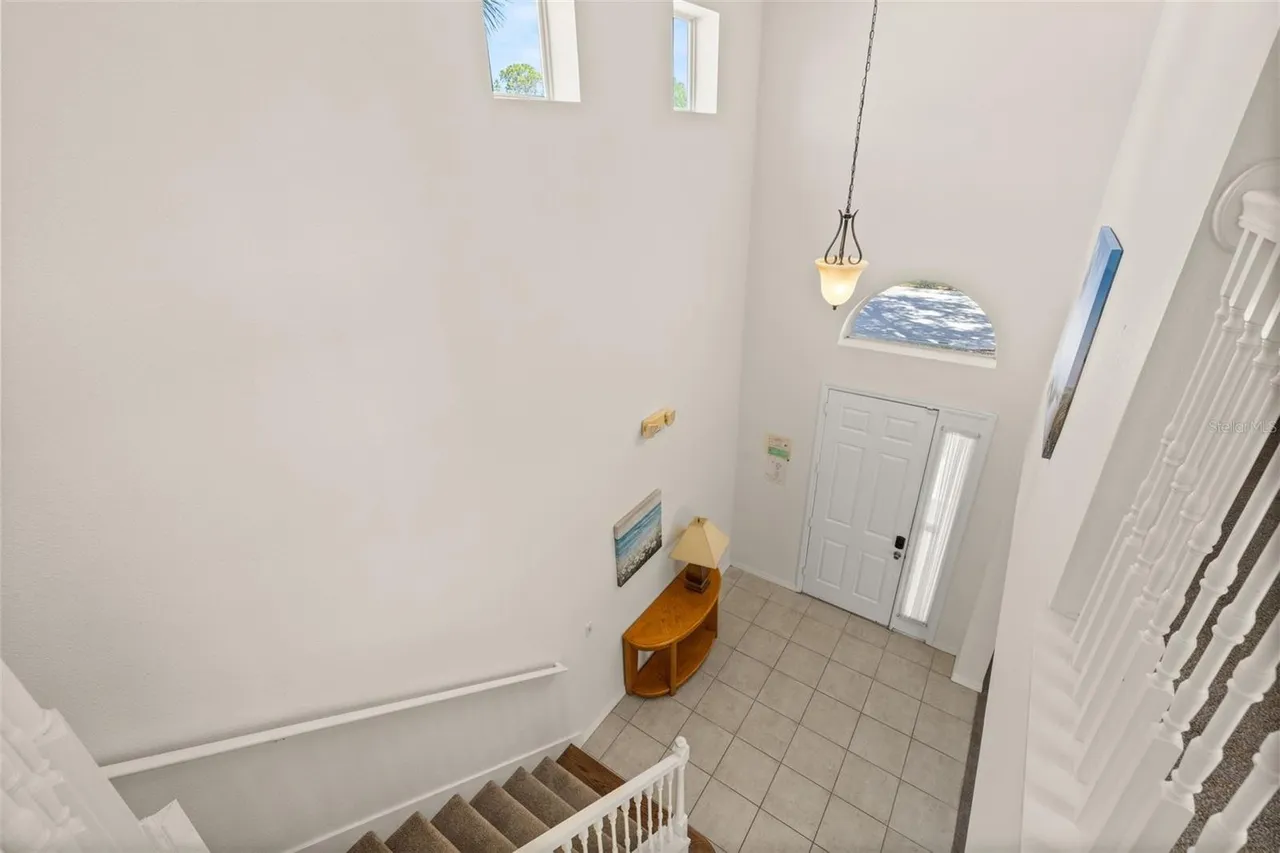 Slide show image of the Orlando Florida Home for Sale 35