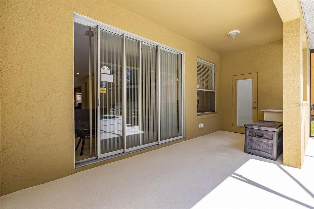 Slide show image of the Orlando Florida Home for Sale 52