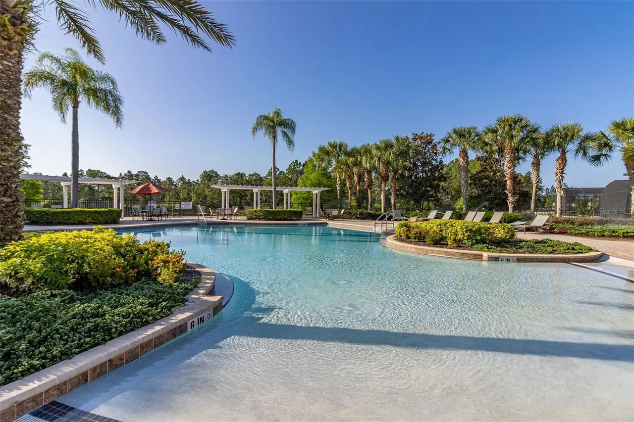 Slide show image of the Orlando Florida Home for Sale 68