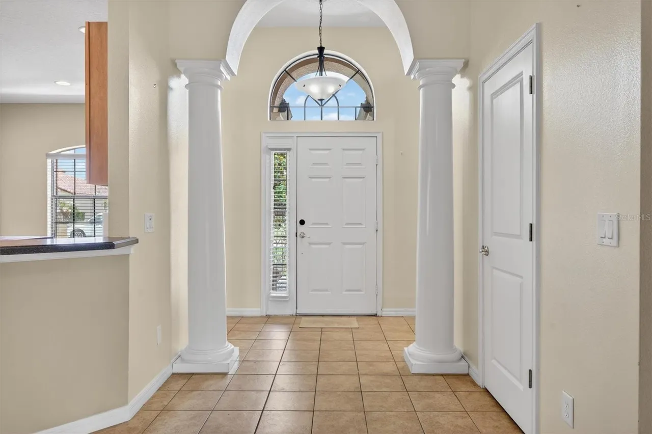 Slide show image of the Orlando Florida Home for Sale 06
