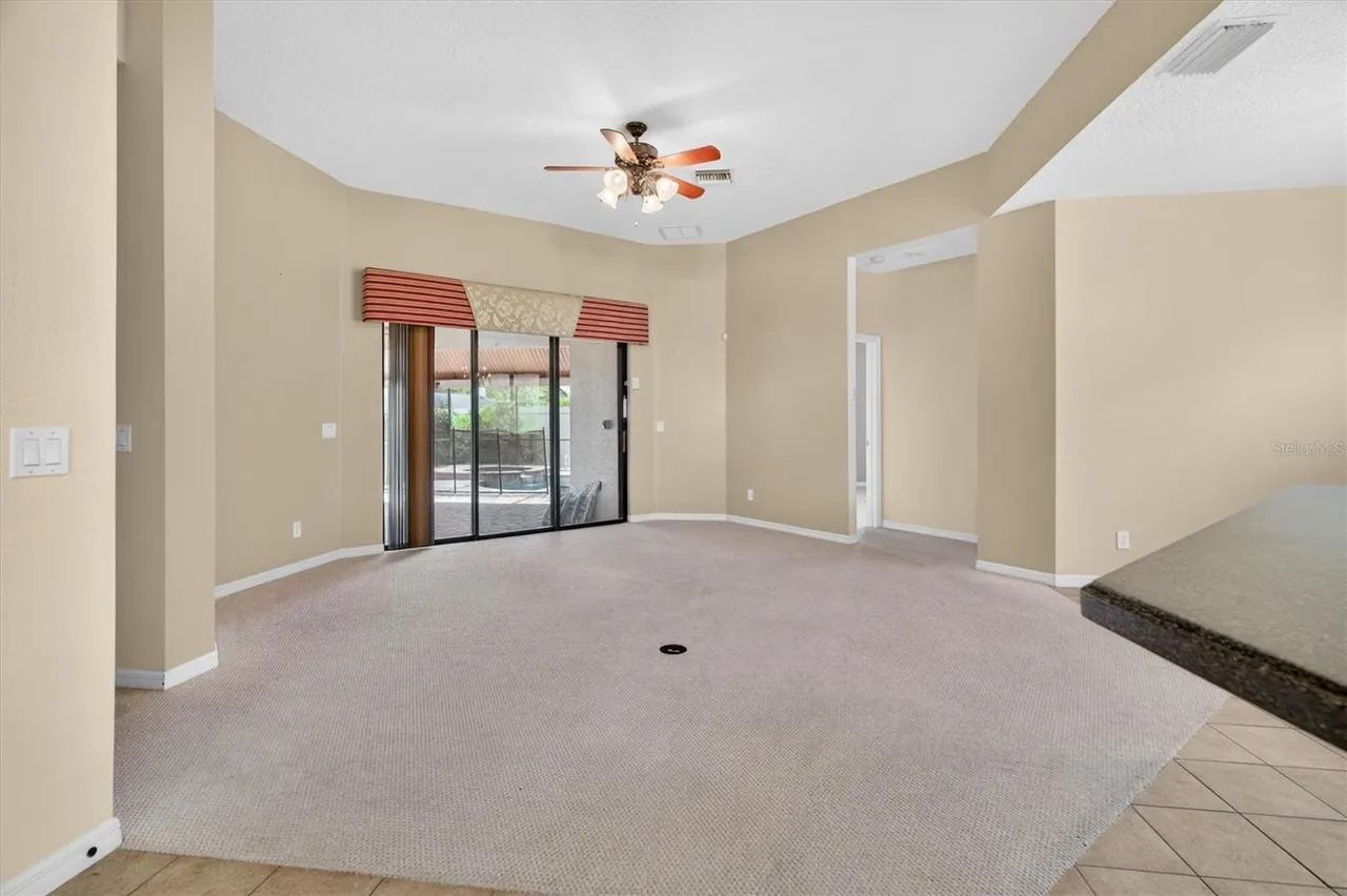 Slide show image of the Orlando Florida Home for Sale 08