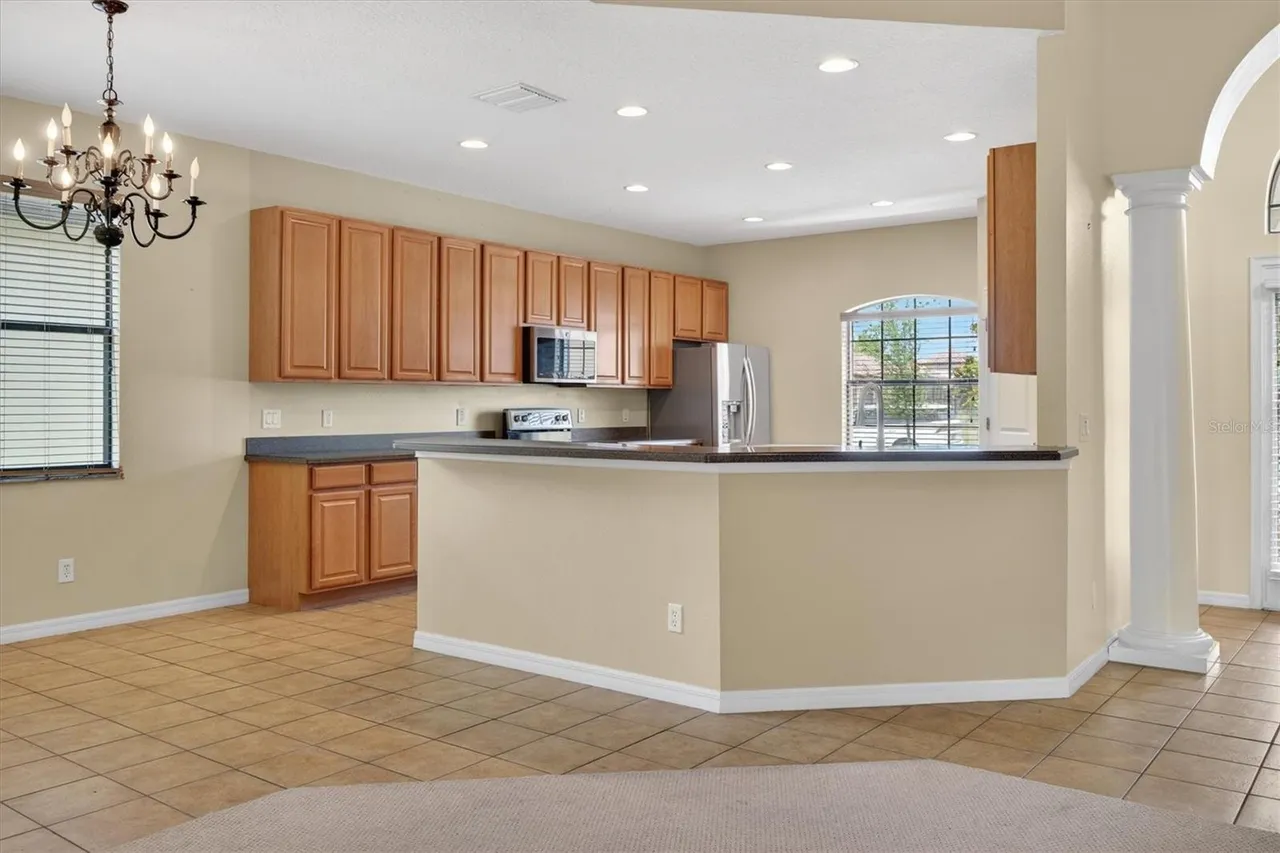 Slide show image of the Orlando Florida Home for Sale 13
