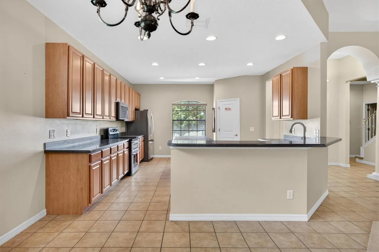 Slide show image of the Orlando Florida Home for Sale 14