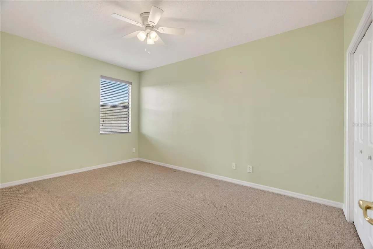 Slide show image of the Orlando Florida Home for Sale 52
