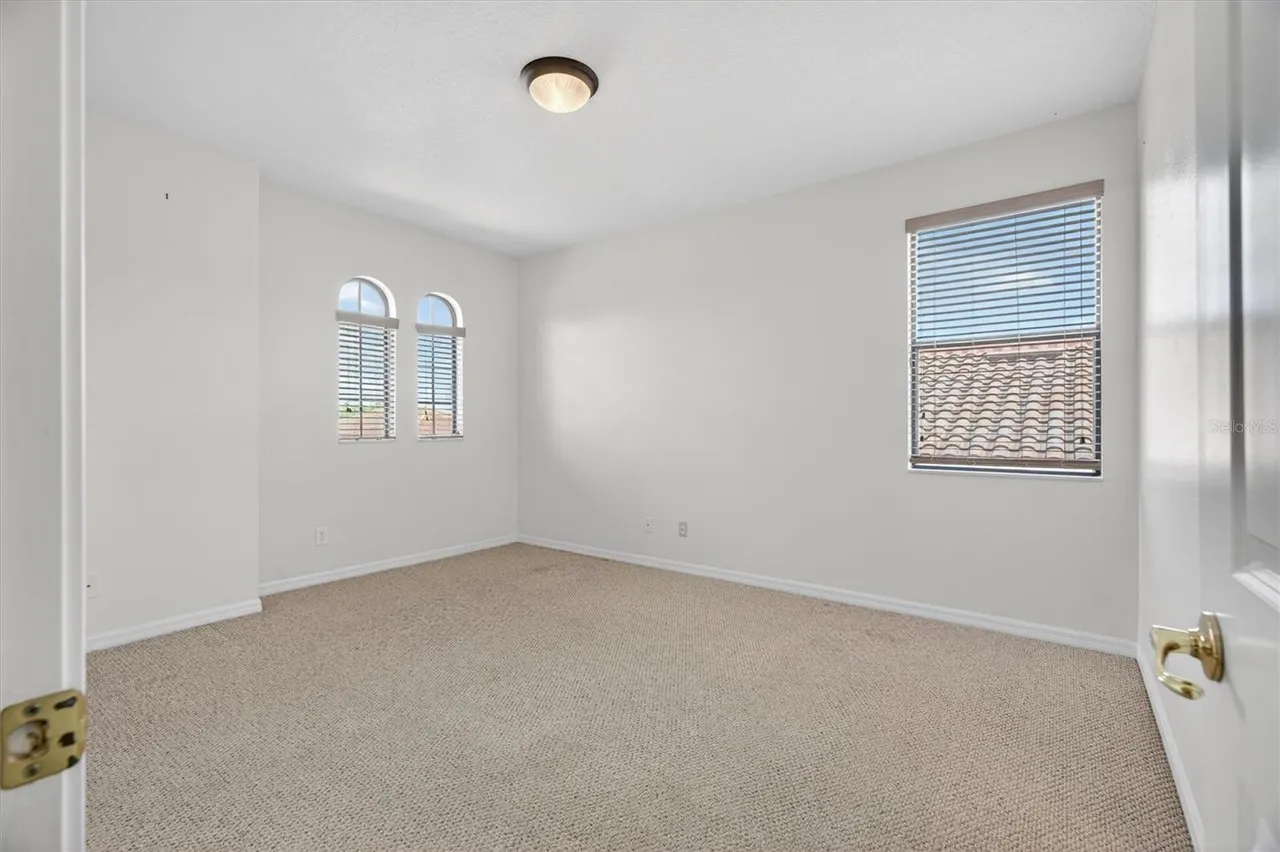 Slide show image of the Orlando Florida Home for Sale 56