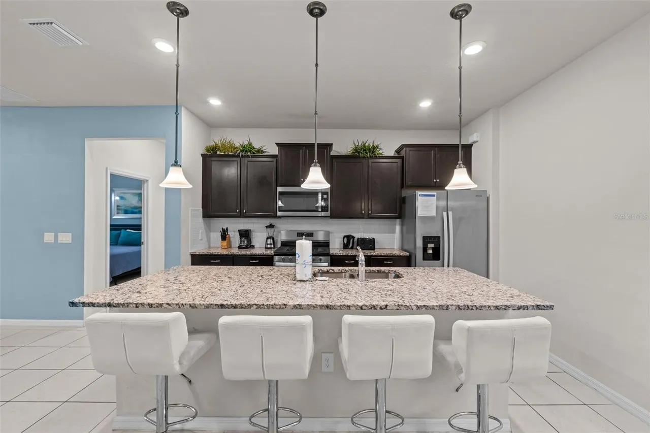 Slide show image of the Orlando Florida Home for Sale 06