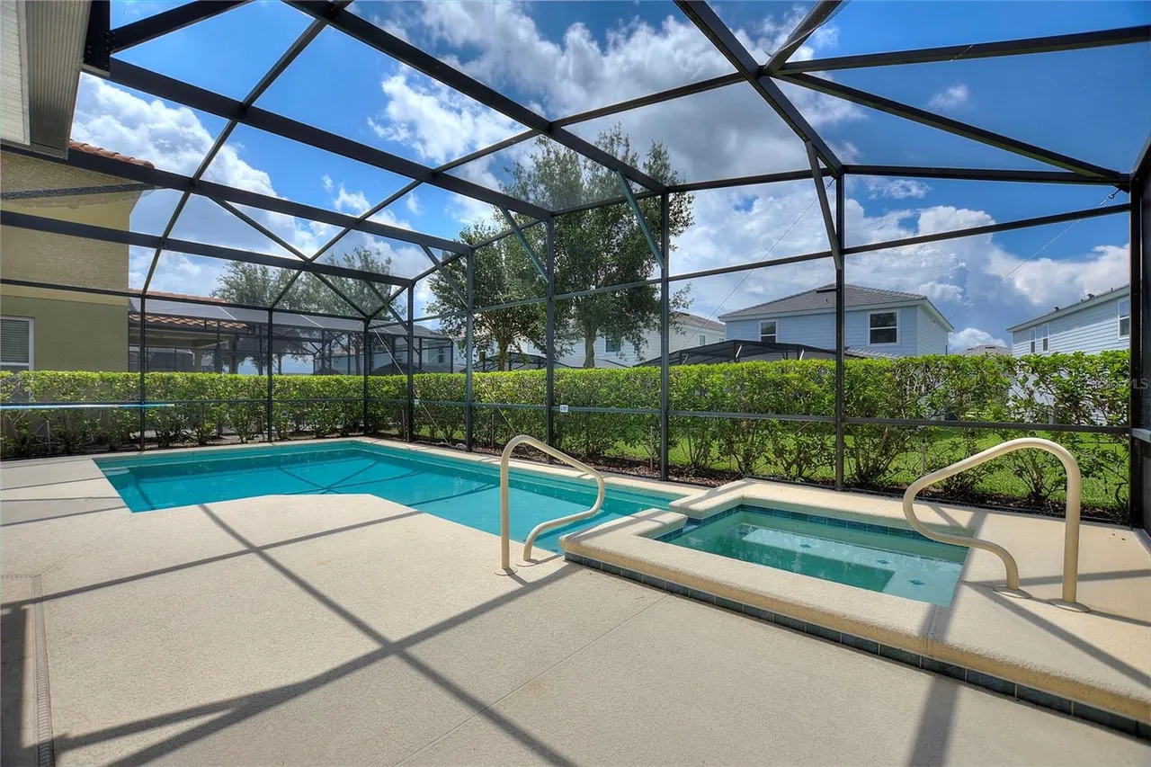 Slide show image of the Orlando Florida Home for Sale 04