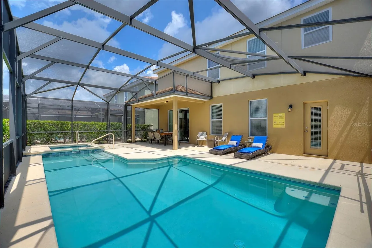 Slide show image of the Orlando Florida Home for Sale 07