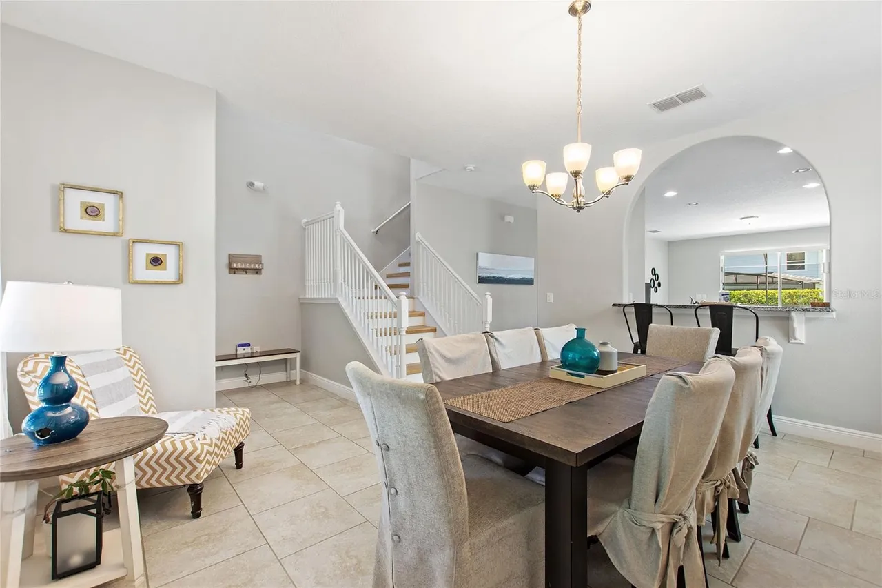 Slide show image of the Orlando Florida Home for Sale 09
