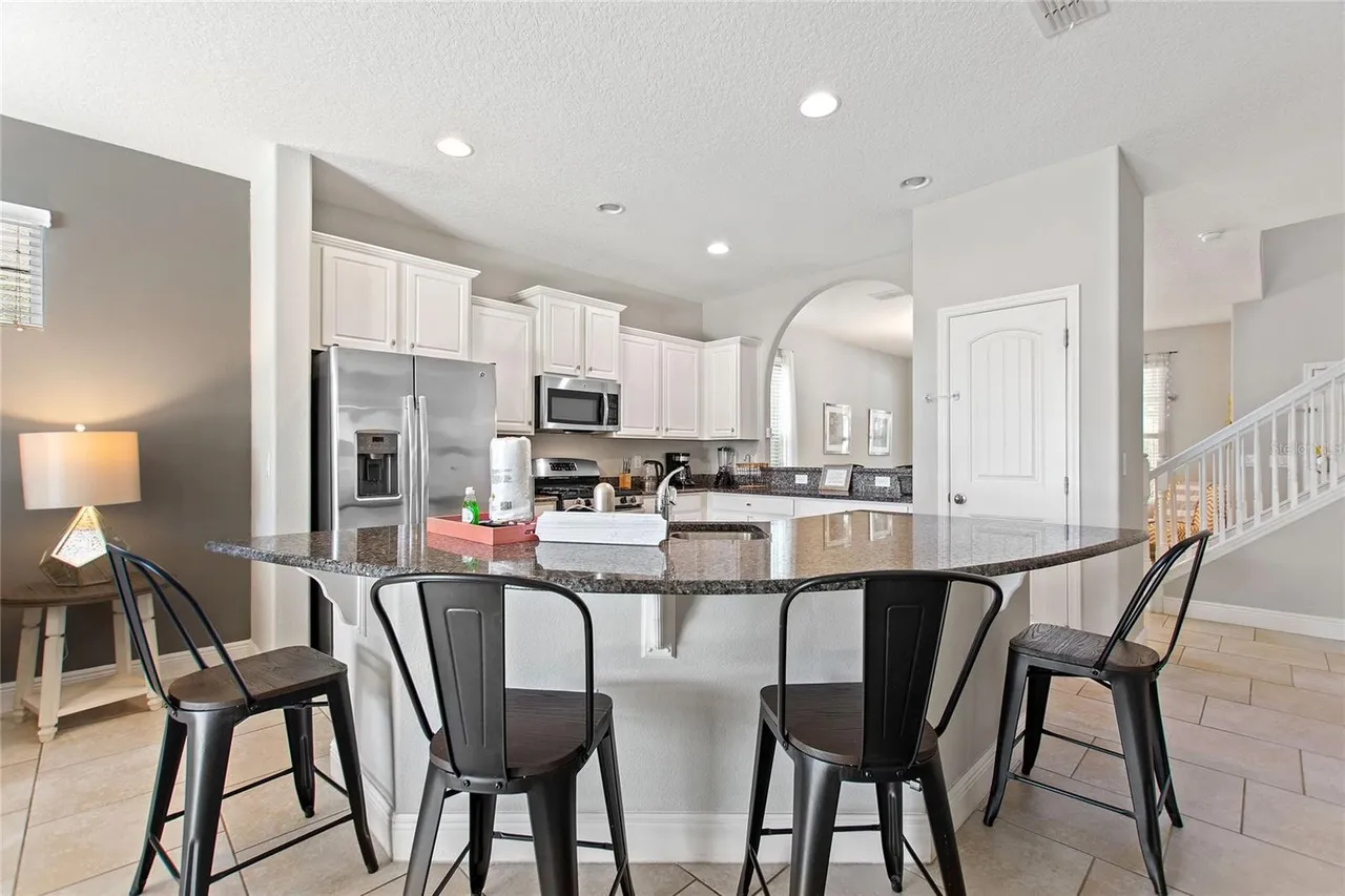 Slide show image of the Orlando Florida Home for Sale 13