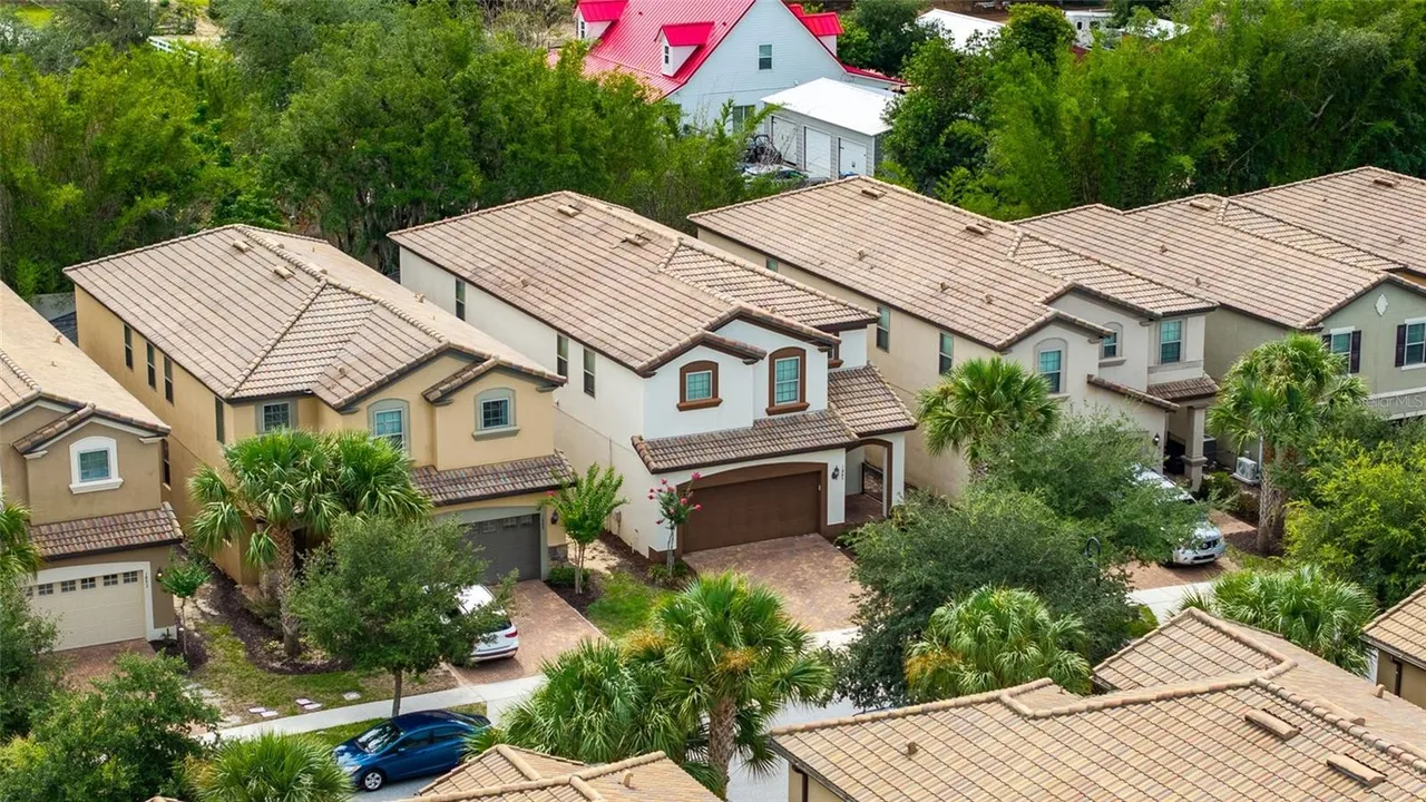 Slide show image of the Orlando Florida Home for Sale 02
