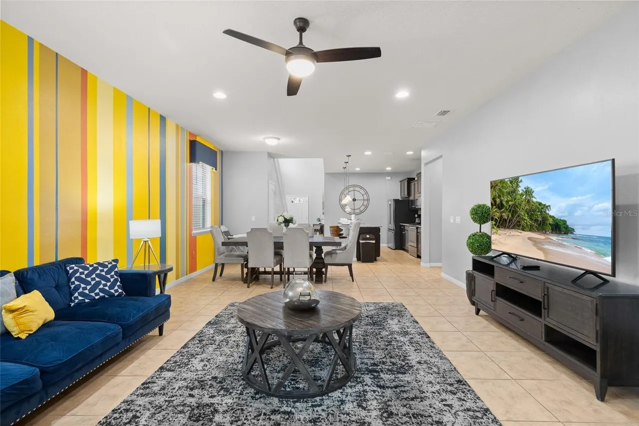 Slide show image of the Orlando Florida Home for Sale 06