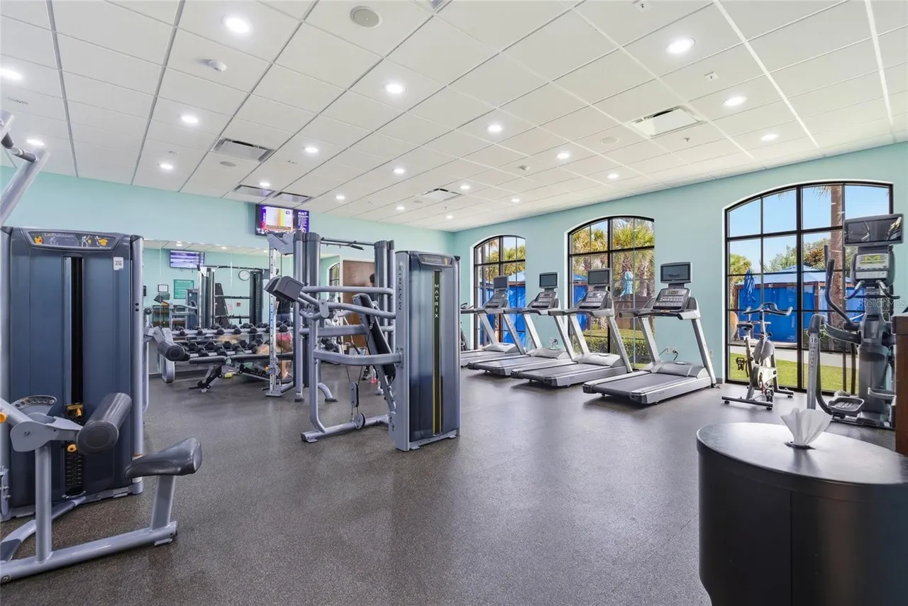 Slide show image of the Orlando Florida Home for Sale 47