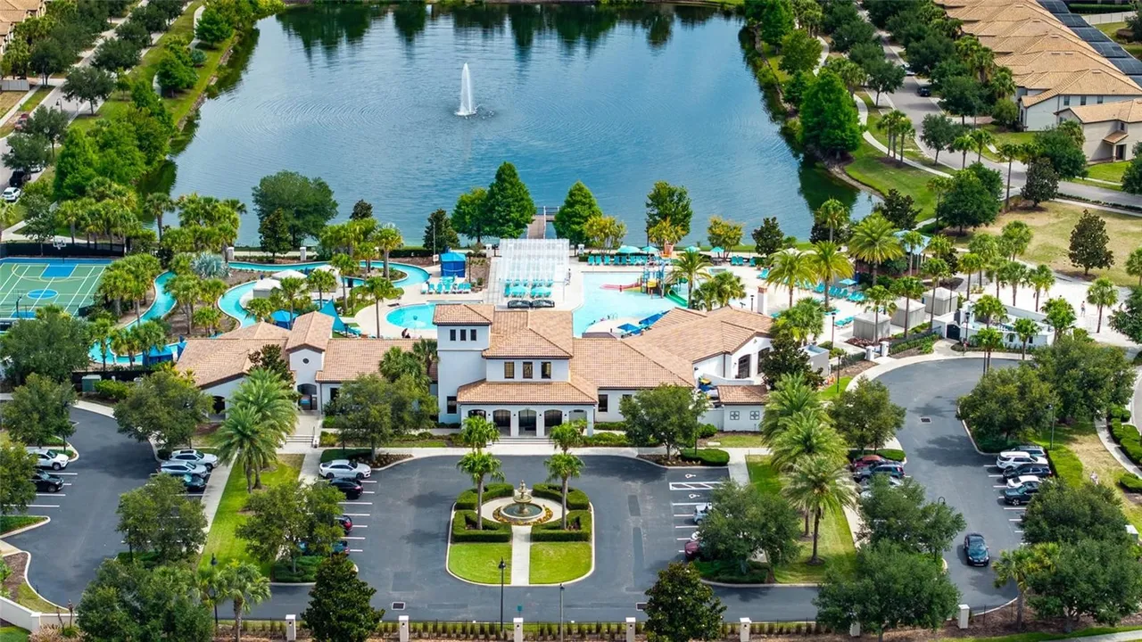 Slide show image of the Orlando Florida Home for Sale 53