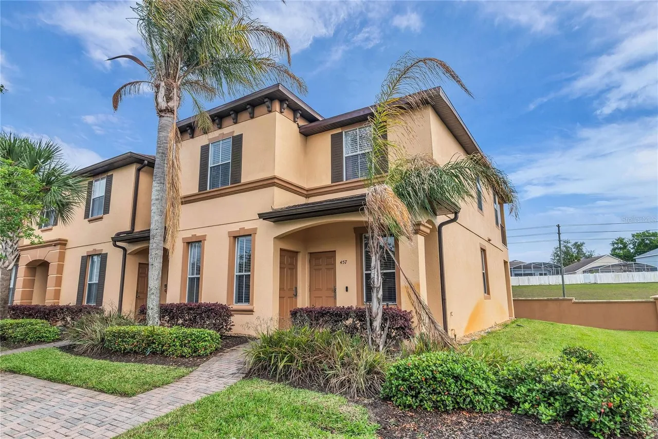 Slide show image of the Orlando Florida Home for Sale 21