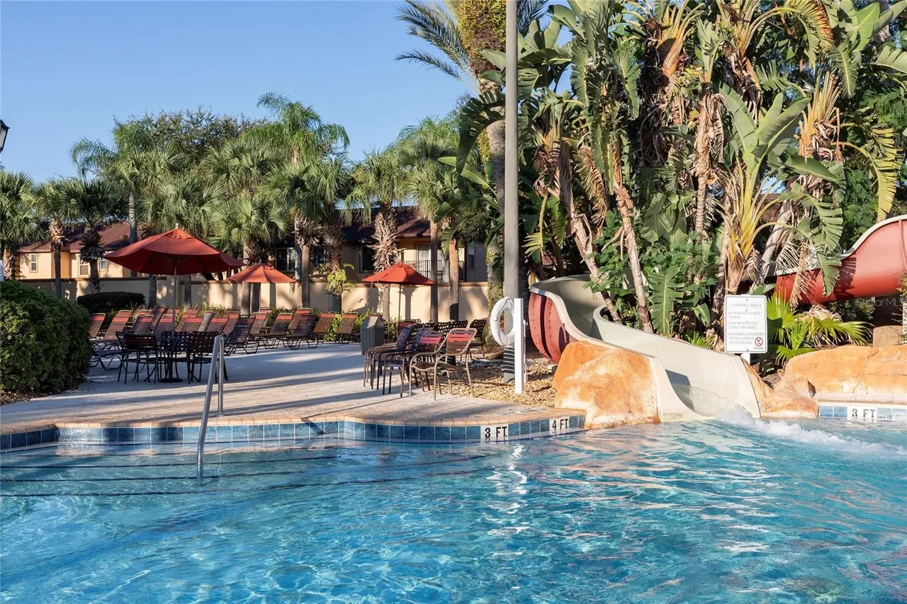 Slide show image of the Orlando Florida Home for Sale 26
