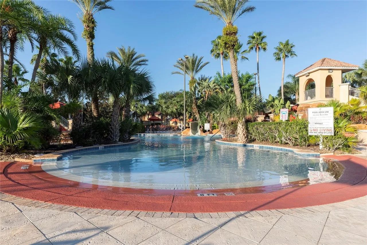 Slide show image of the Orlando Florida Home for Sale 27