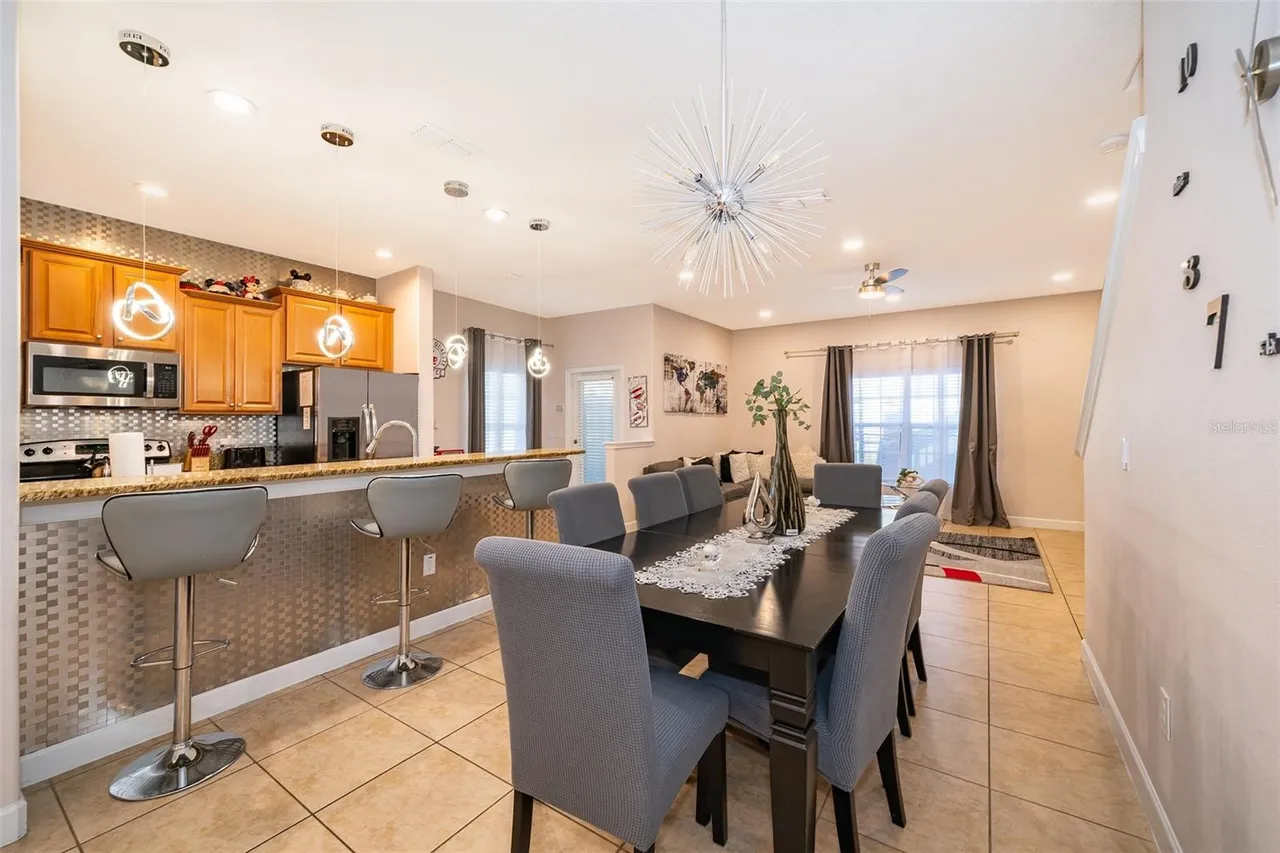 Slide show image of the Orlando Florida Home for Sale 08