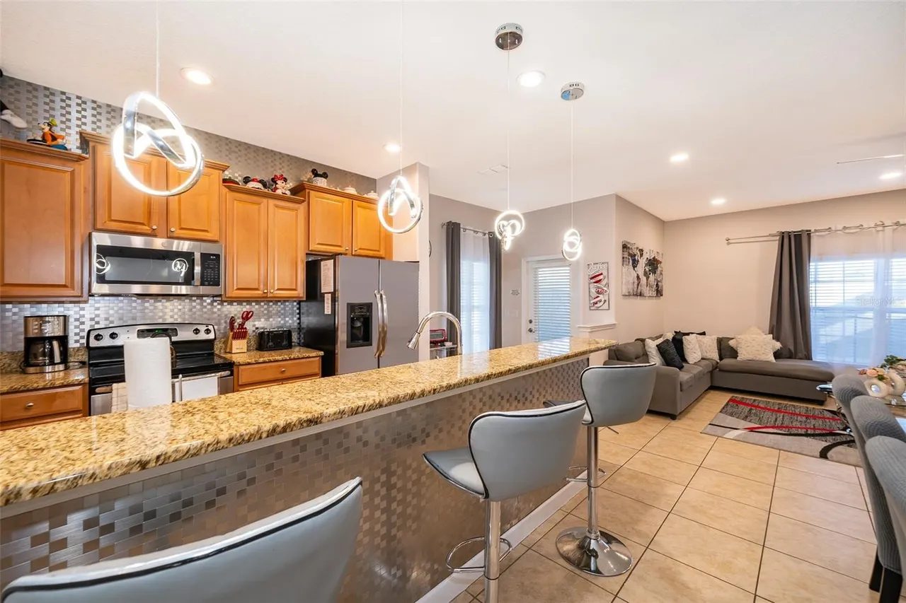 Slide show image of the Orlando Florida Home for Sale 09