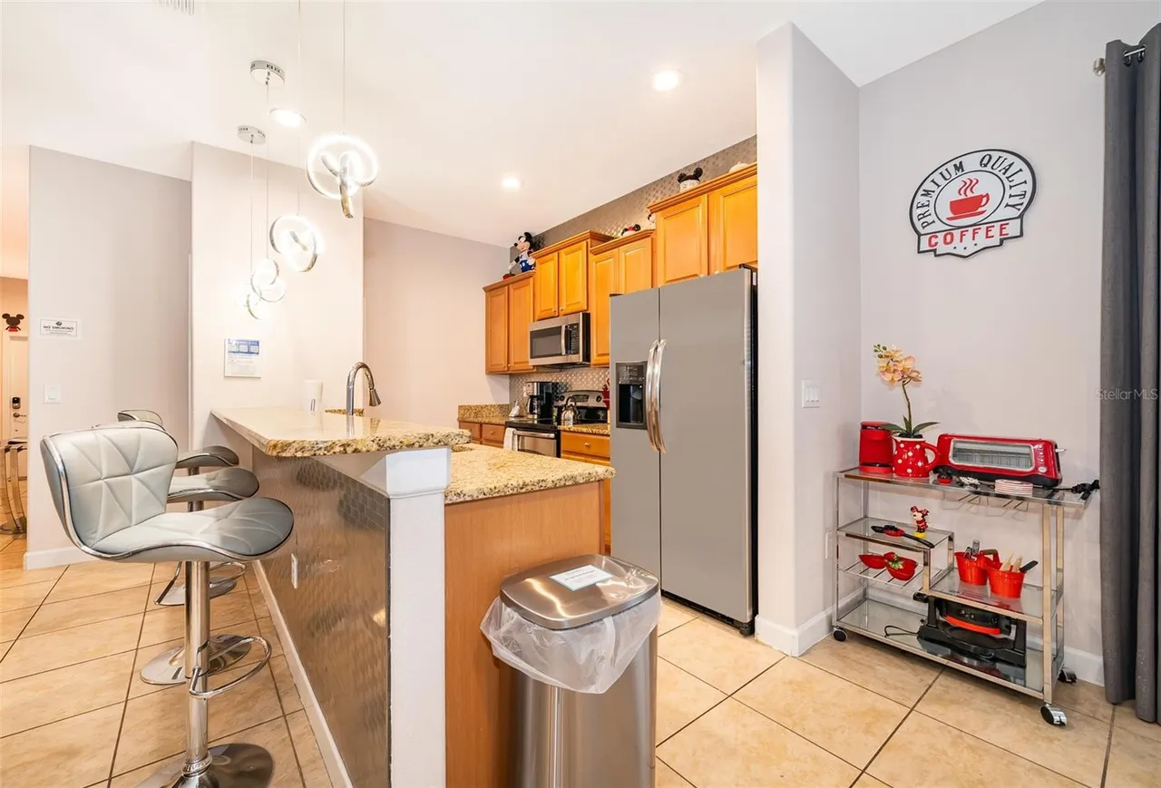 Slide show image of the Orlando Florida Home for Sale 11