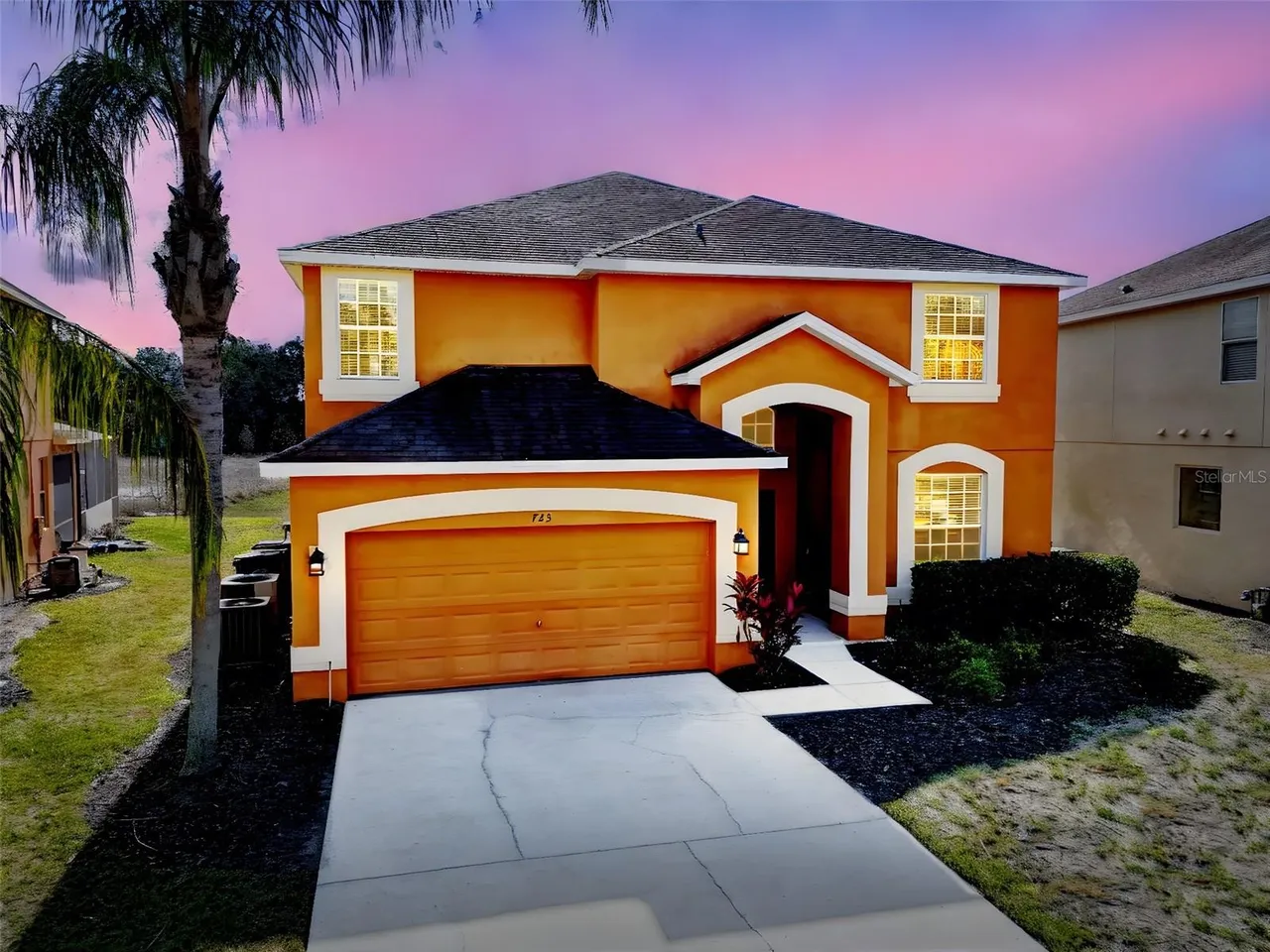 Slide show image of the Orlando Florida Home for Sale 04