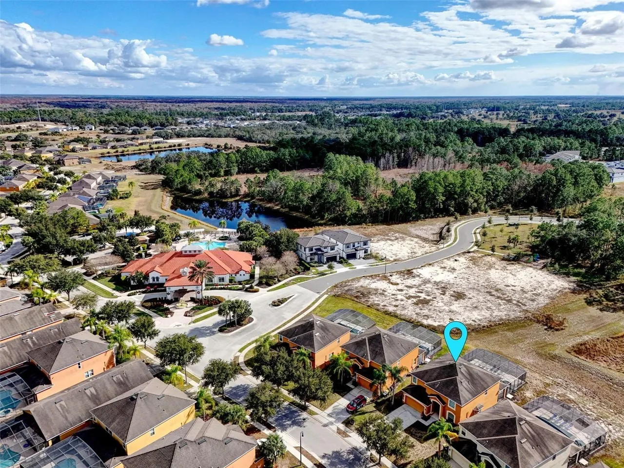 Slide show image of the Orlando Florida Home for Sale 50
