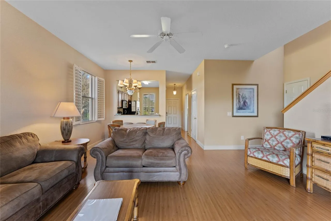 Slide show image of the Orlando Florida Home for Sale 09