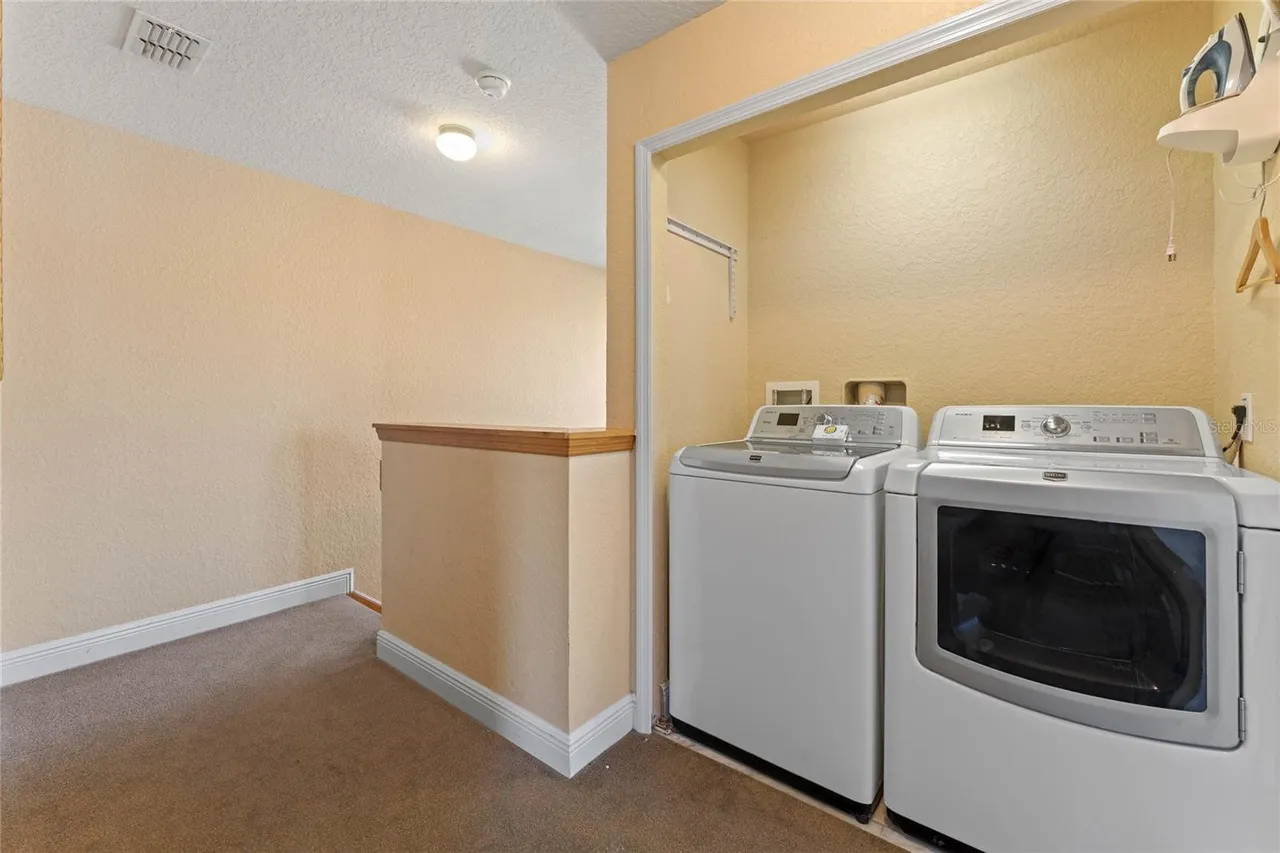 Slide show image of the Orlando Florida Home for Sale 27