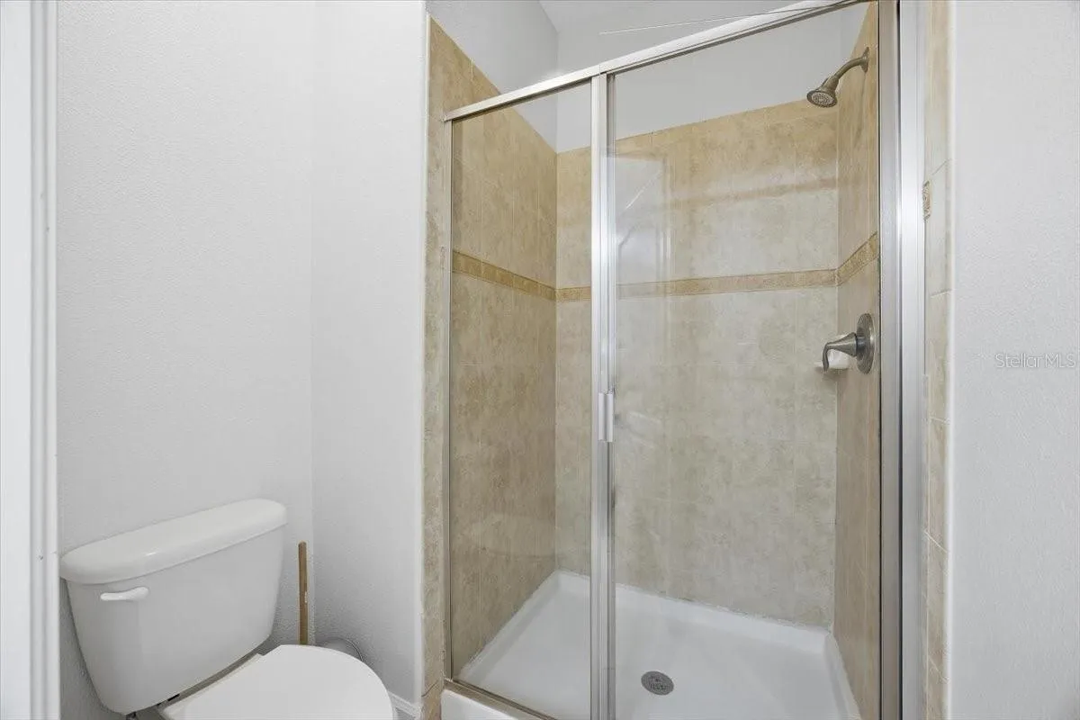 Slide show image of the Orlando Florida Home for Sale 06