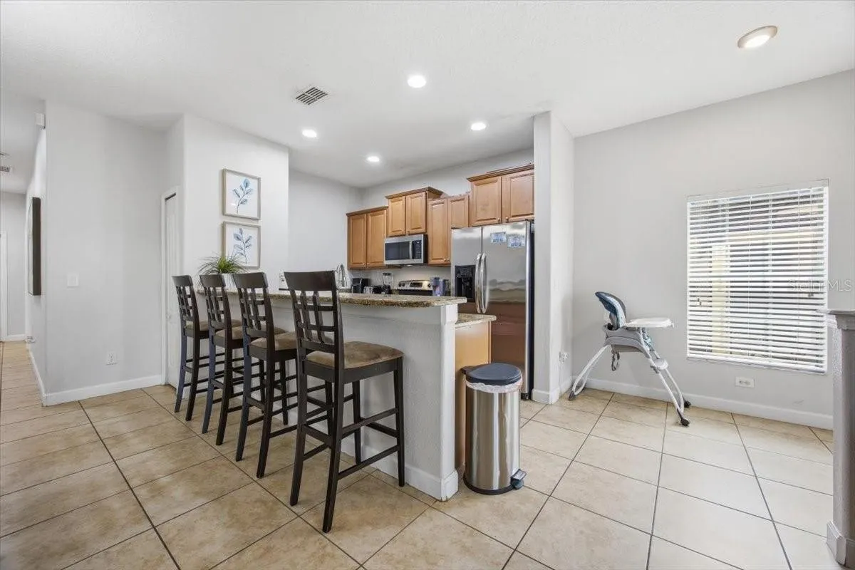Slide show image of the Orlando Florida Home for Sale 12