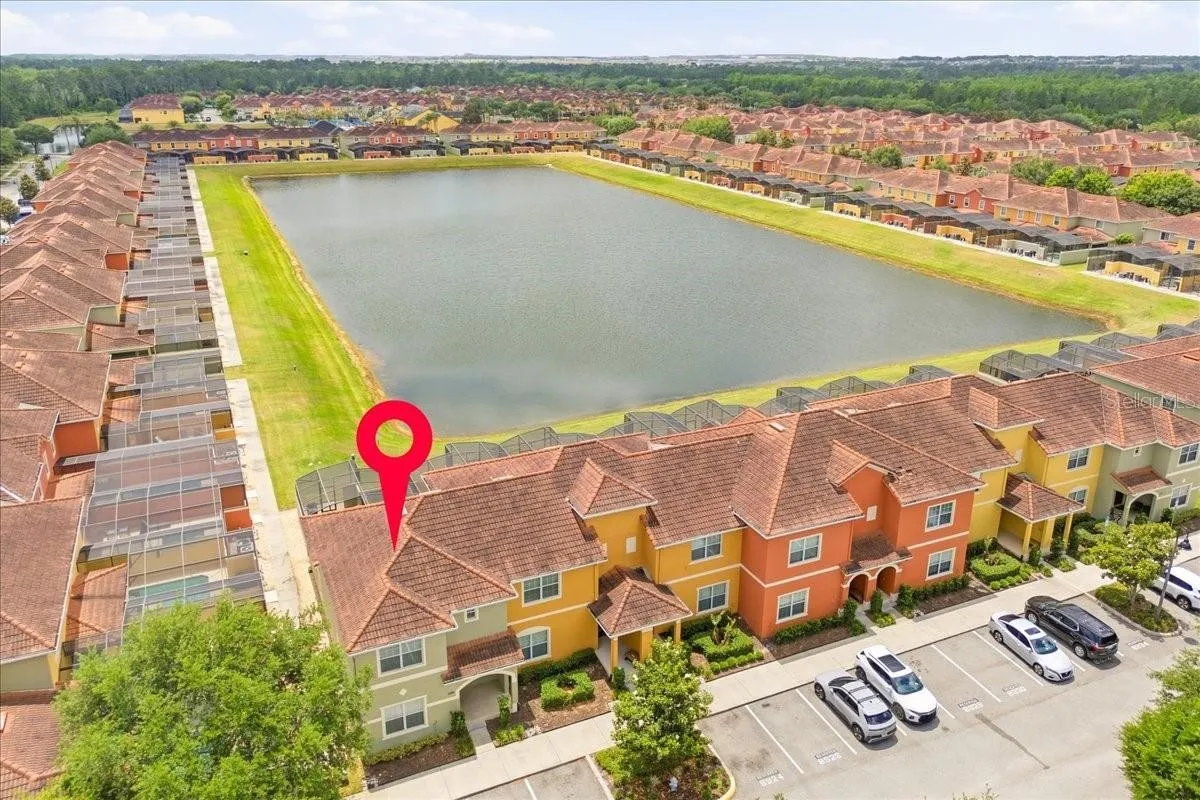 Slide show image of the Orlando Florida Home for Sale 34