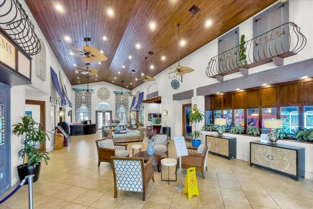 Slide show image of the Orlando Florida Home for Sale 36