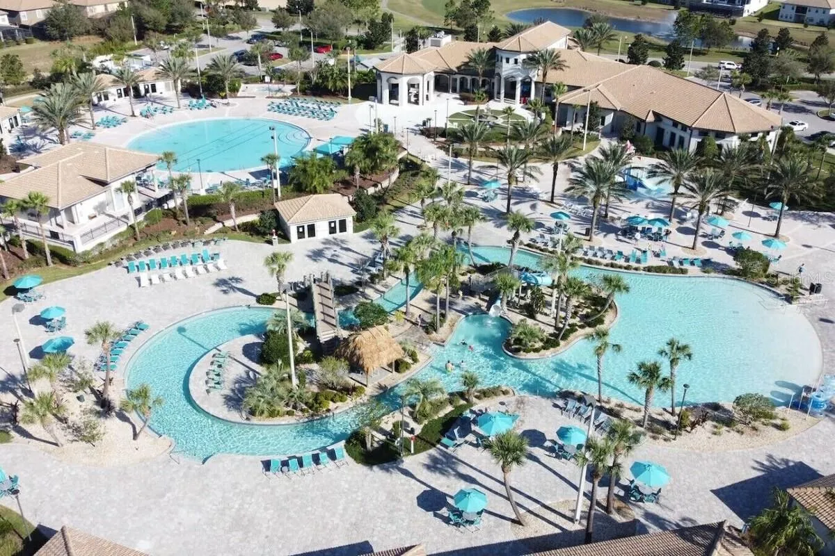Slide show image of the Orlando Florida Home for Sale 44