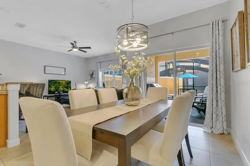 Slide show image of the Orlando Florida Home for Sale 05