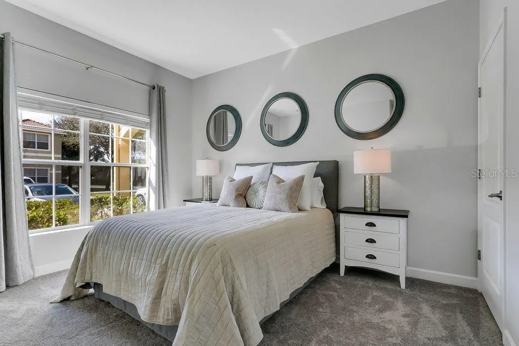 Slide show image of the Orlando Florida Home for Sale 07
