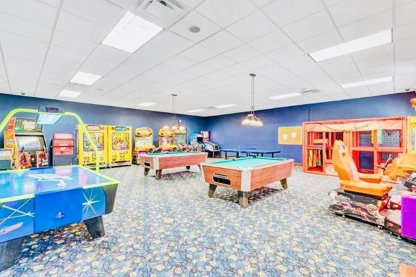 Slide show image of the Orlando Florida Home for Sale 21