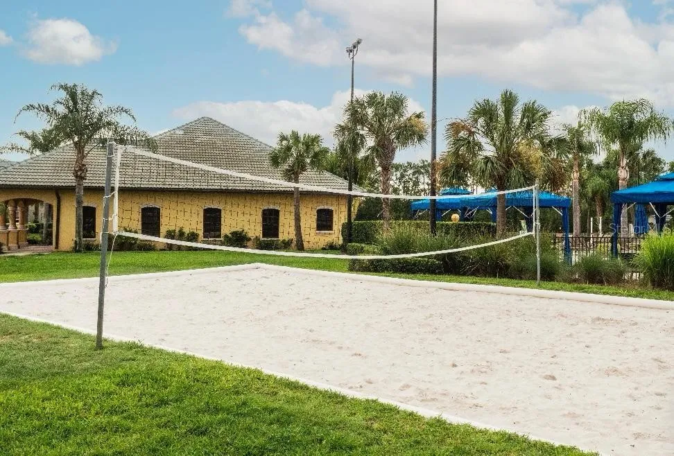 Slide show image of the Orlando Florida Home for Sale 31