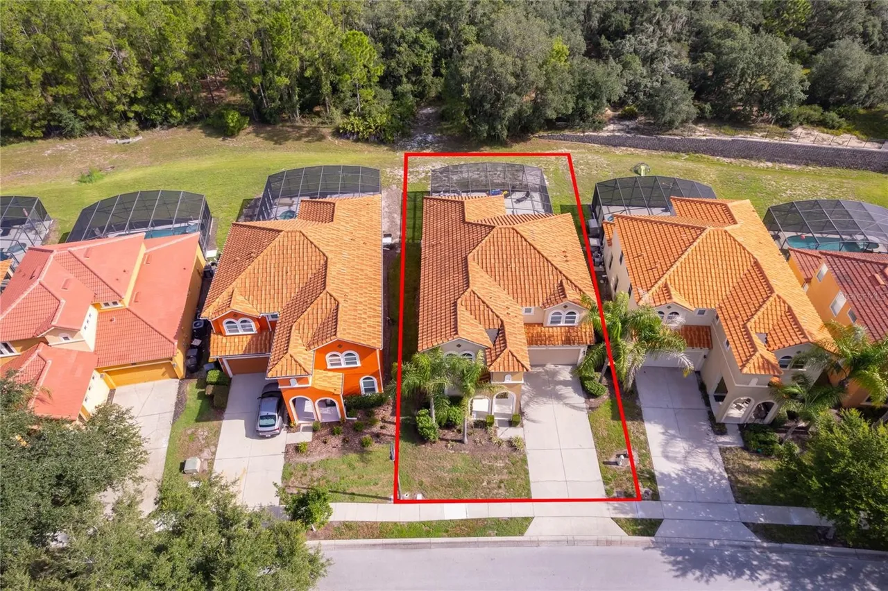 Slide show image of the Orlando Florida Home for Sale 03