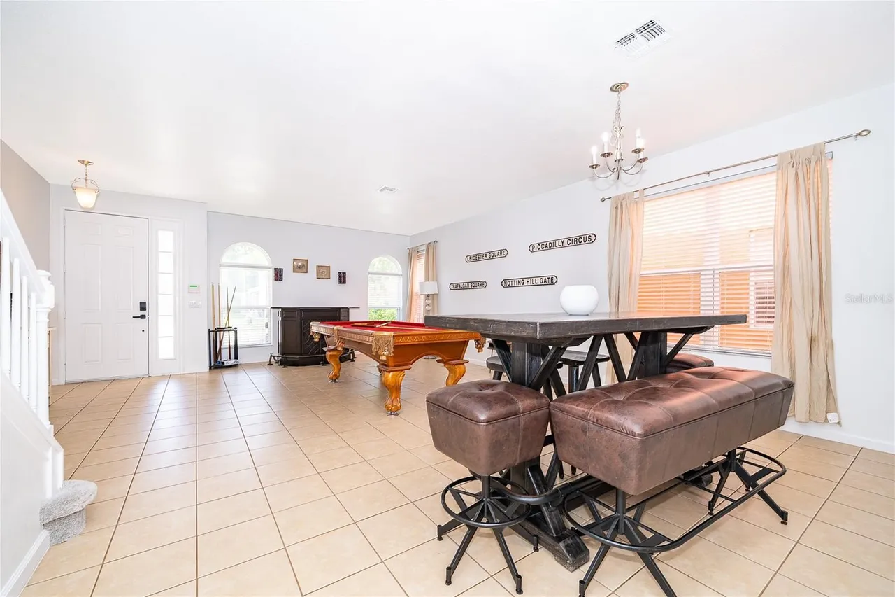 Slide show image of the Orlando Florida Home for Sale 05