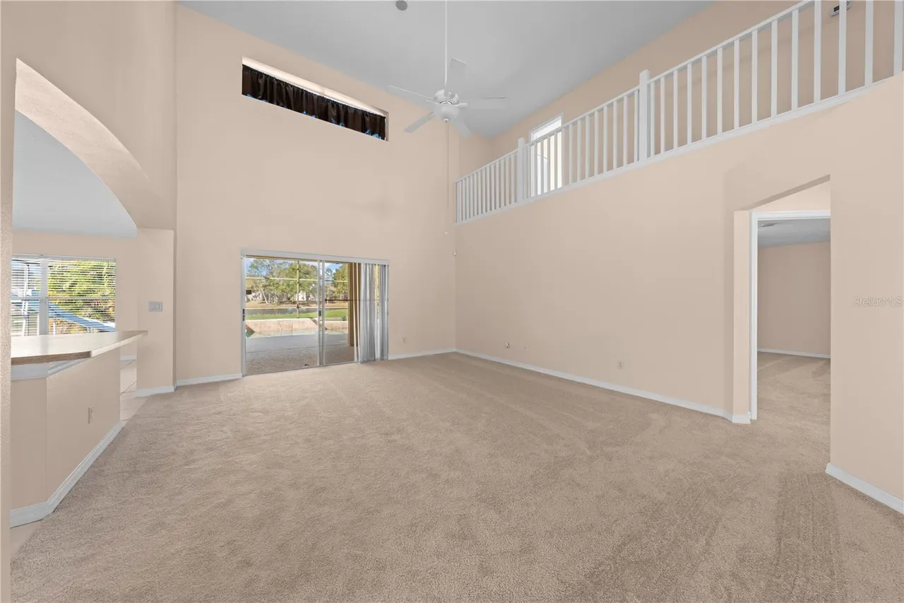 Slide show image of the Orlando Florida Home for Sale 48