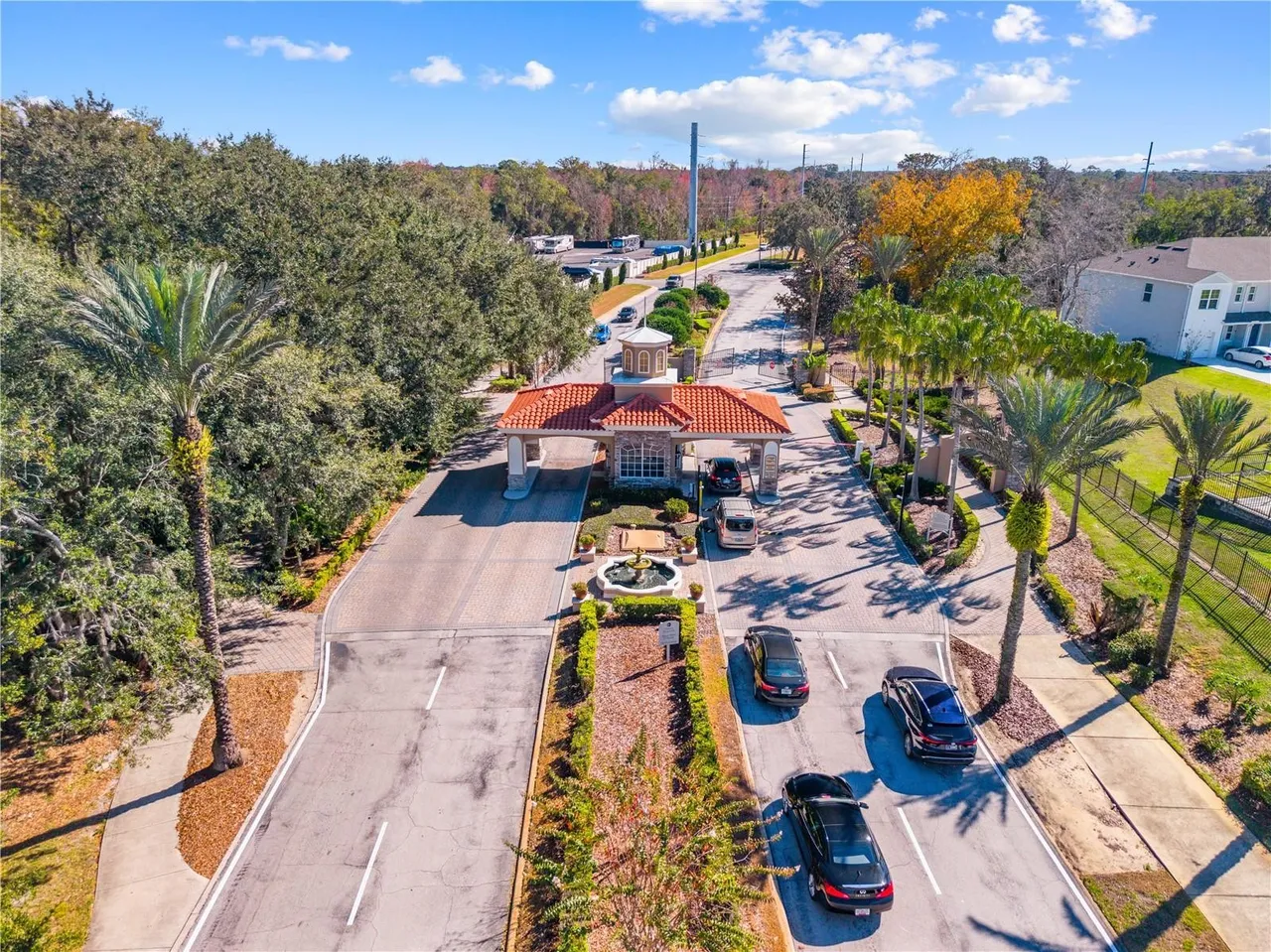 Slide show image of the Orlando Florida Home for Sale 77