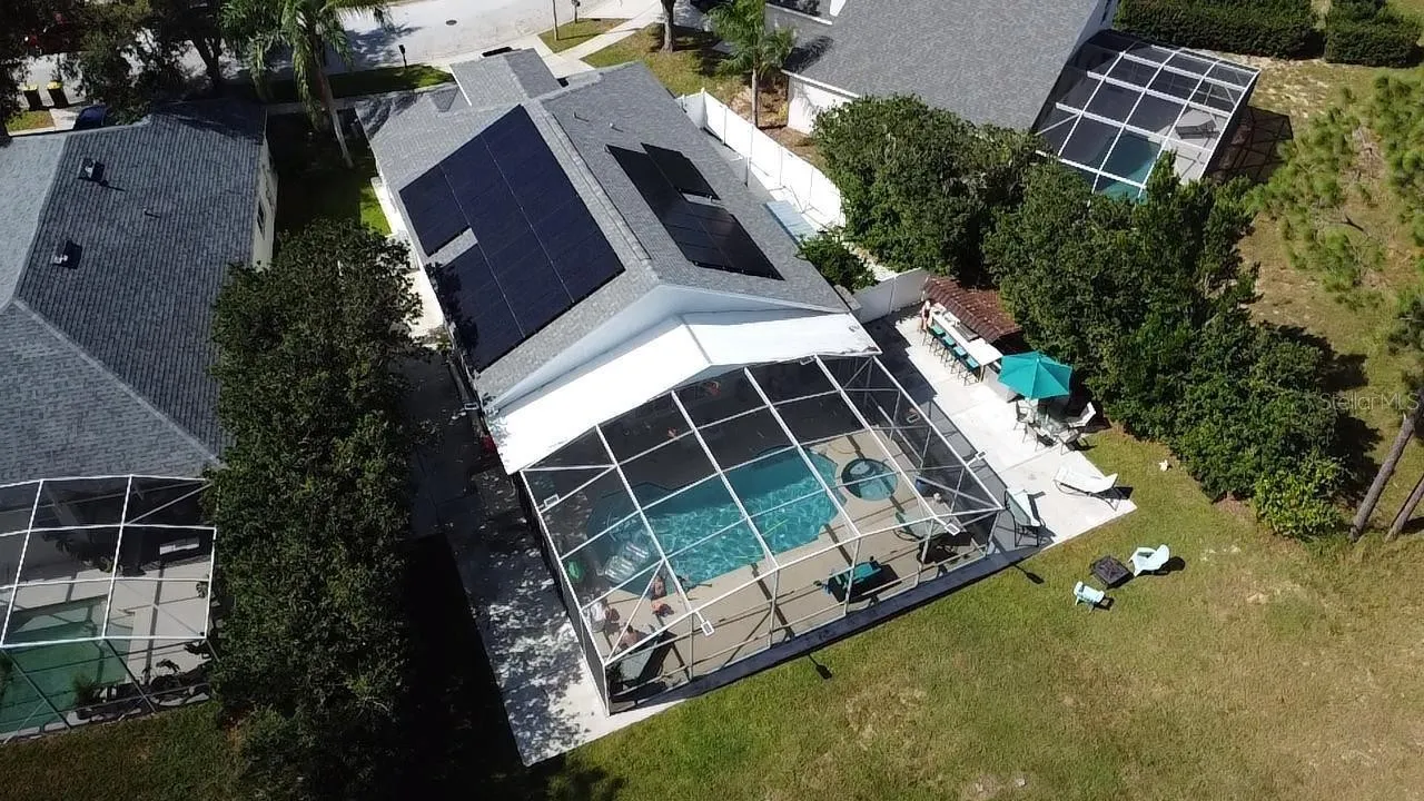 Slide show image of the Orlando Florida Home for Sale 35