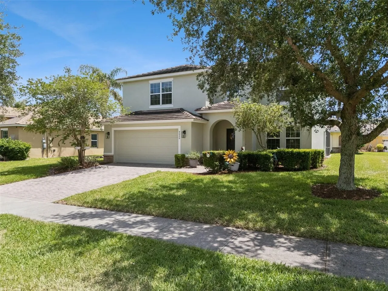 Slide show image of the Orlando Florida Home for Sale 02