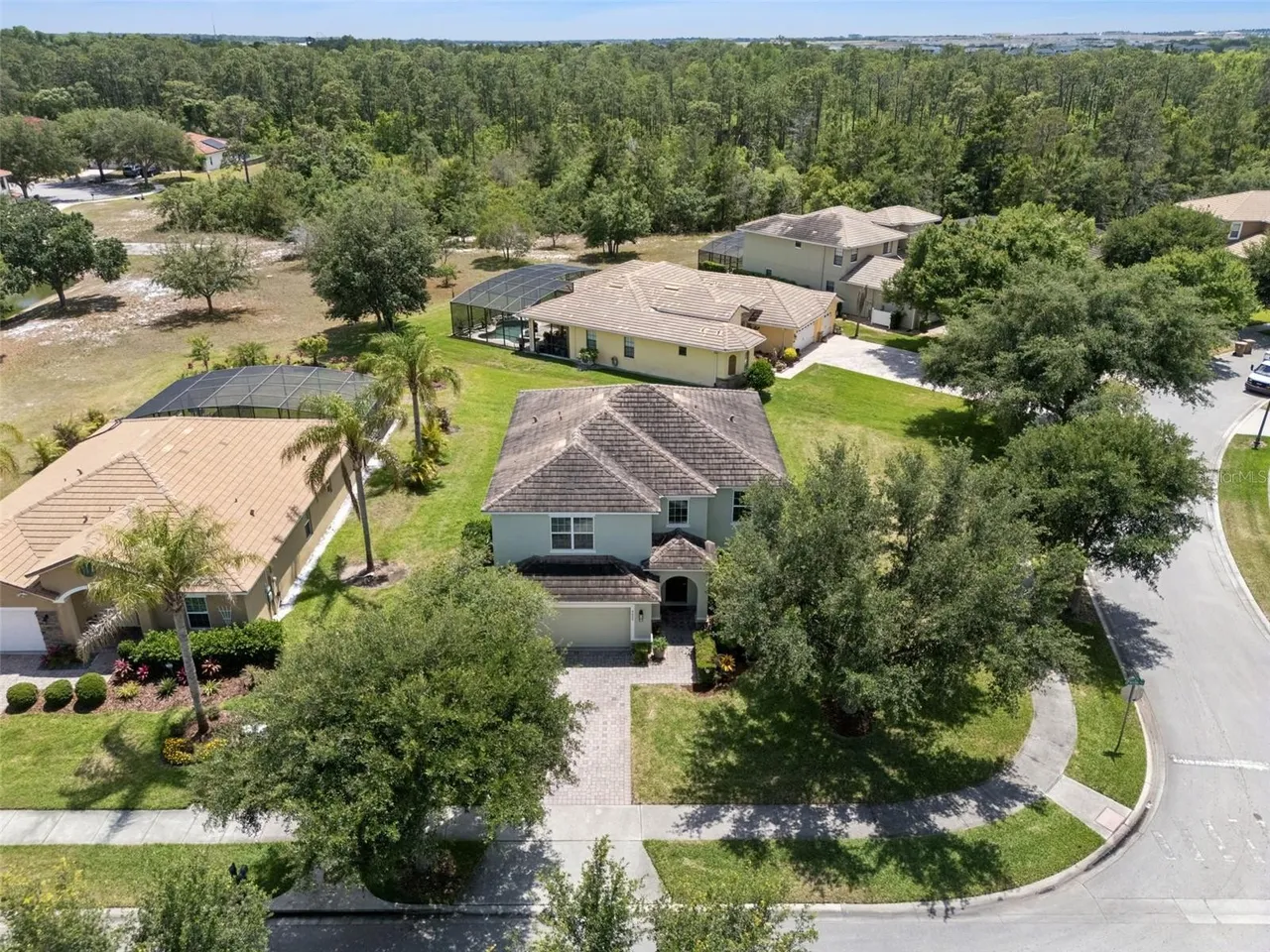 Slide show image of the Orlando Florida Home for Sale 29