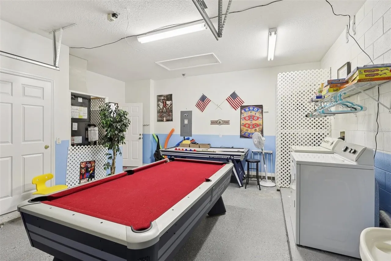 Slide show image of the Orlando Florida Home for Sale 21
