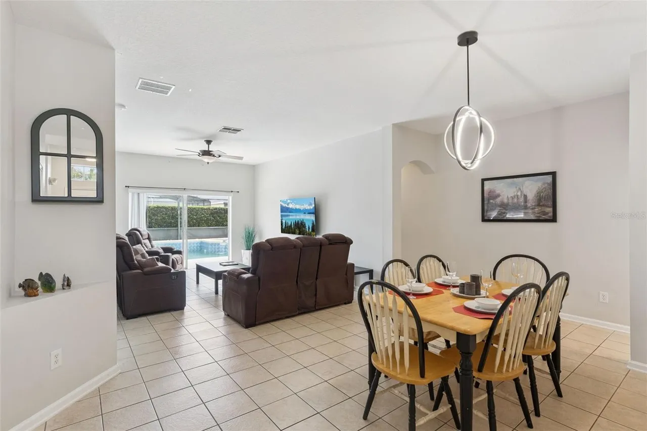 Slide show image of the Orlando Florida Home for Sale 08